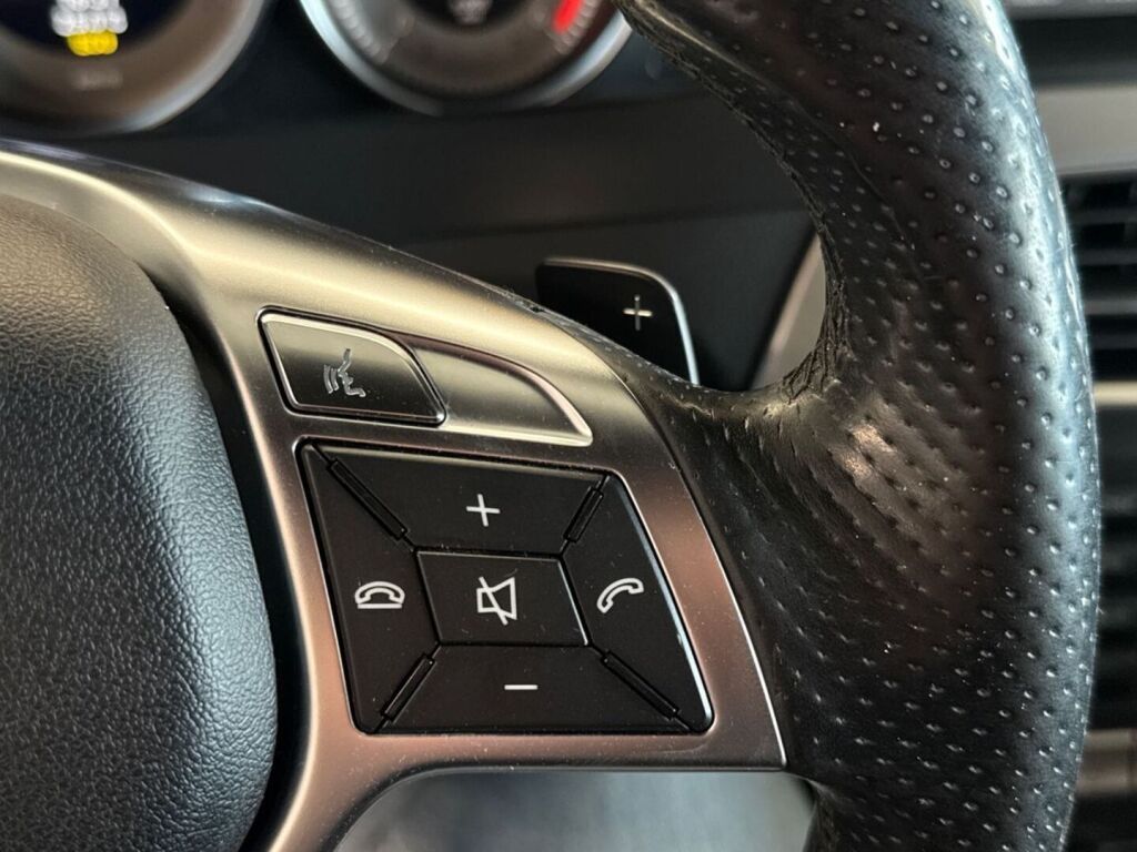 Mercedes-Benz C 2012 Hopea