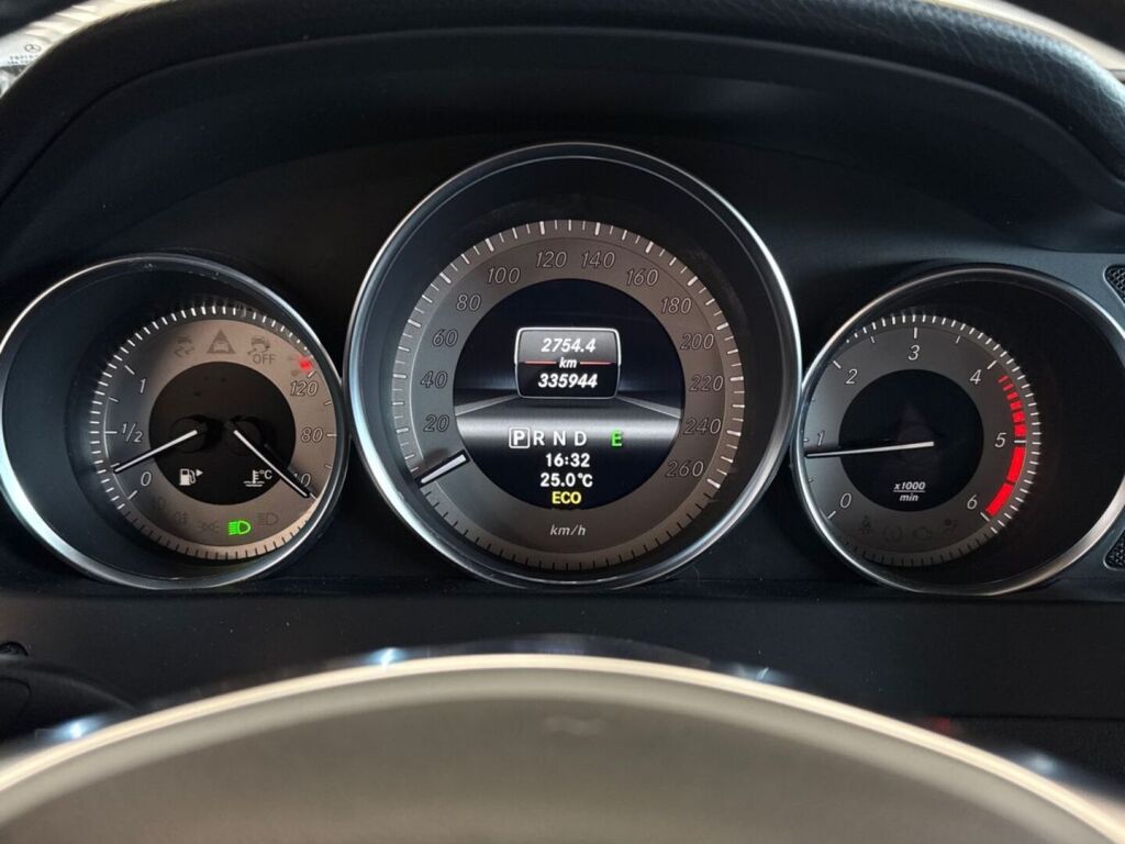 Mercedes-Benz C 2012 Hopea