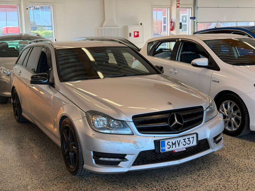 Mercedes-Benz C 2012 Hopea