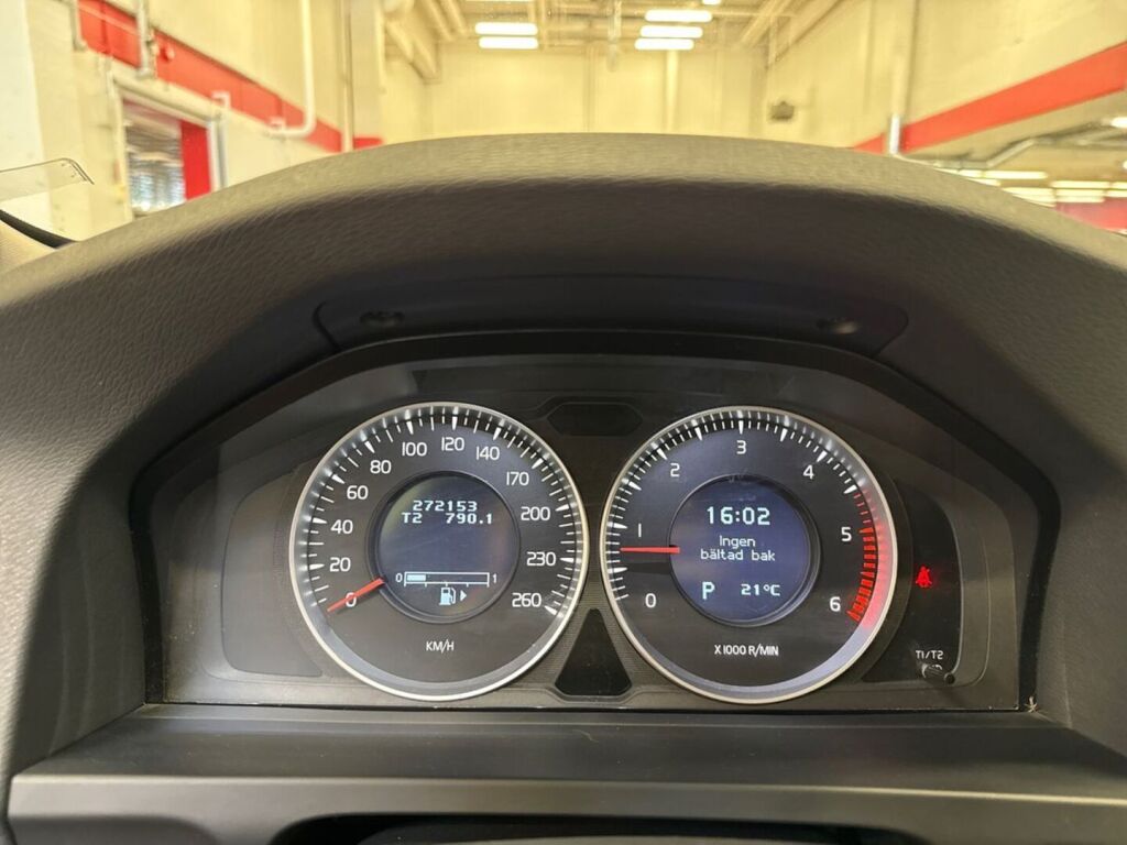Volvo V60 2013 Valkoinen