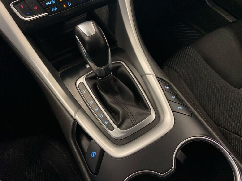 Ford Mondeo 2019 Harmaa