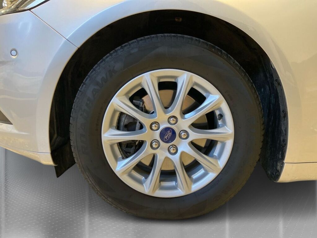 Ford Mondeo 2019 Harmaa