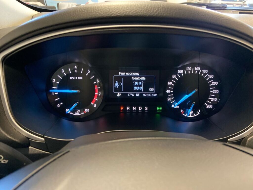 Ford Mondeo 2019 Harmaa