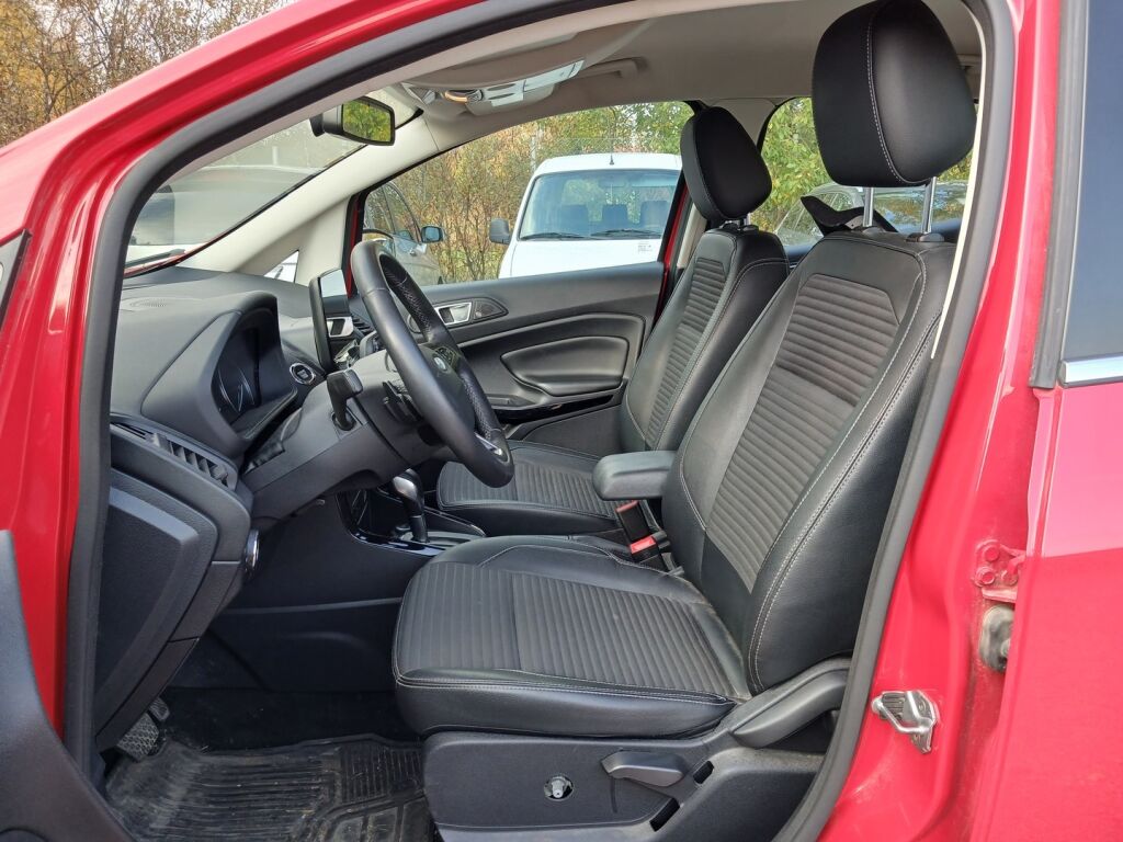 Ford Ecosport 2018 Punainen