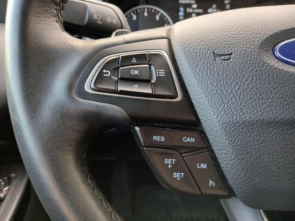Ford Ecosport 2018 Punainen