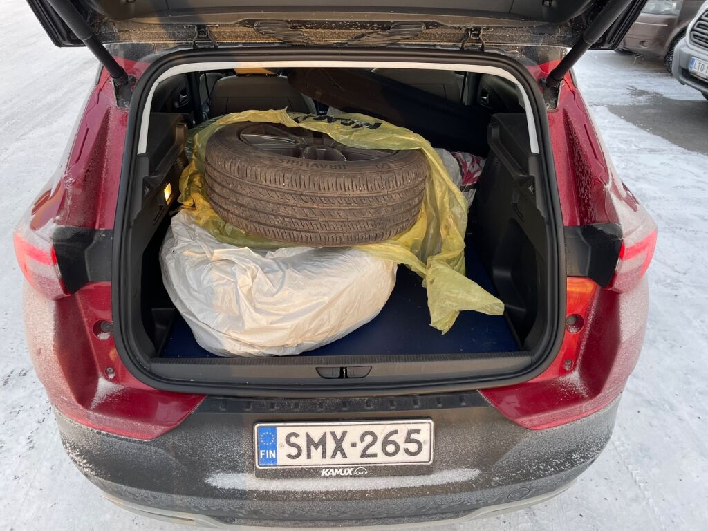 Opel Grandland X 2018 Punainen