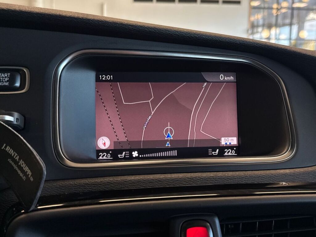 Volvo V40 Cross Country 2019 Musta