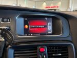 Volvo V40 Cross Country 2019 Musta