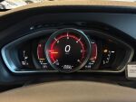 Volvo V40 Cross Country 2019 Musta