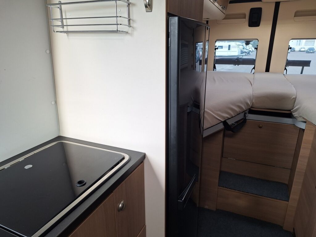 Adria Twin 640 SL 2018 Valkoinen