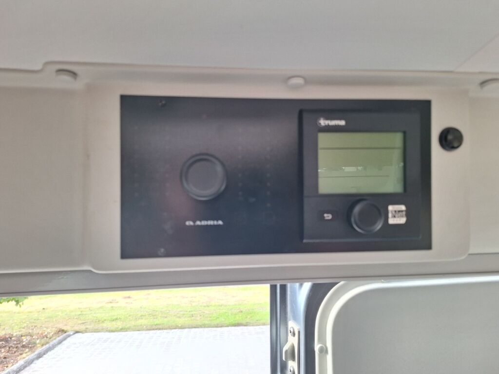 Adria Twin 640 SL 2018 Valkoinen