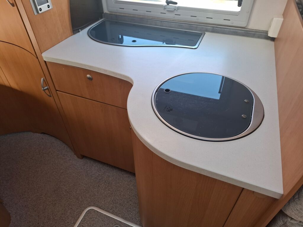 Knaus SunLiner 655 MF 2006 Valkoinen