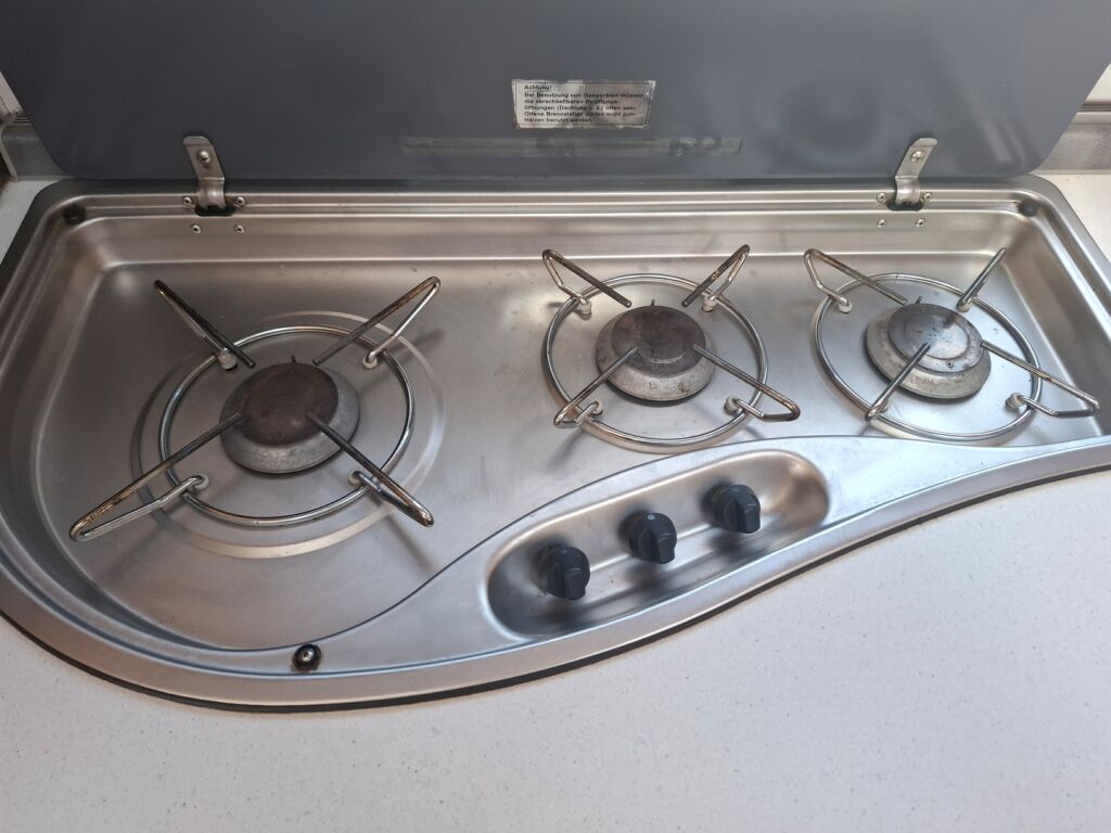 Knaus SunLiner 655 MF 2006 Valkoinen