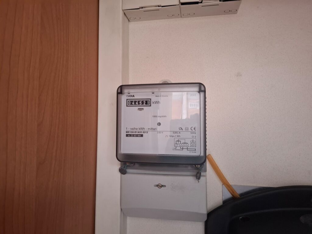 Knaus SunLiner 655 MF 2006 Valkoinen