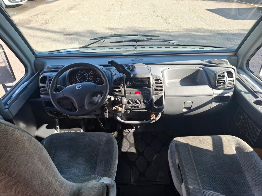 Knaus SunLiner 655 MF 2006 Valkoinen