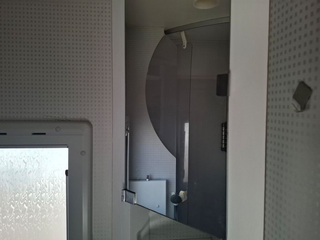 Knaus SunLiner 655 MF 2006 Valkoinen