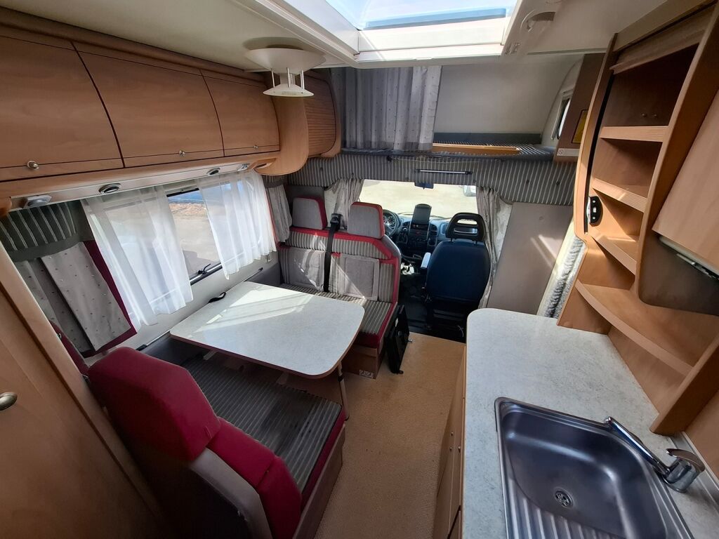 Bürstner A 530 2003 Valkoinen