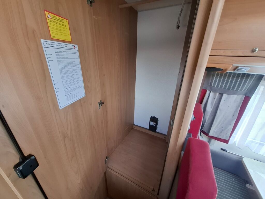 Bürstner A 530 2003 Valkoinen