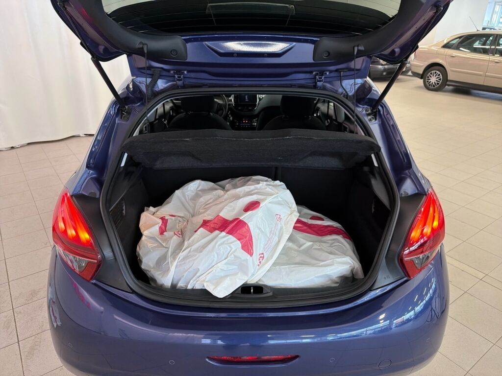 Peugeot 208 2016 Sininen