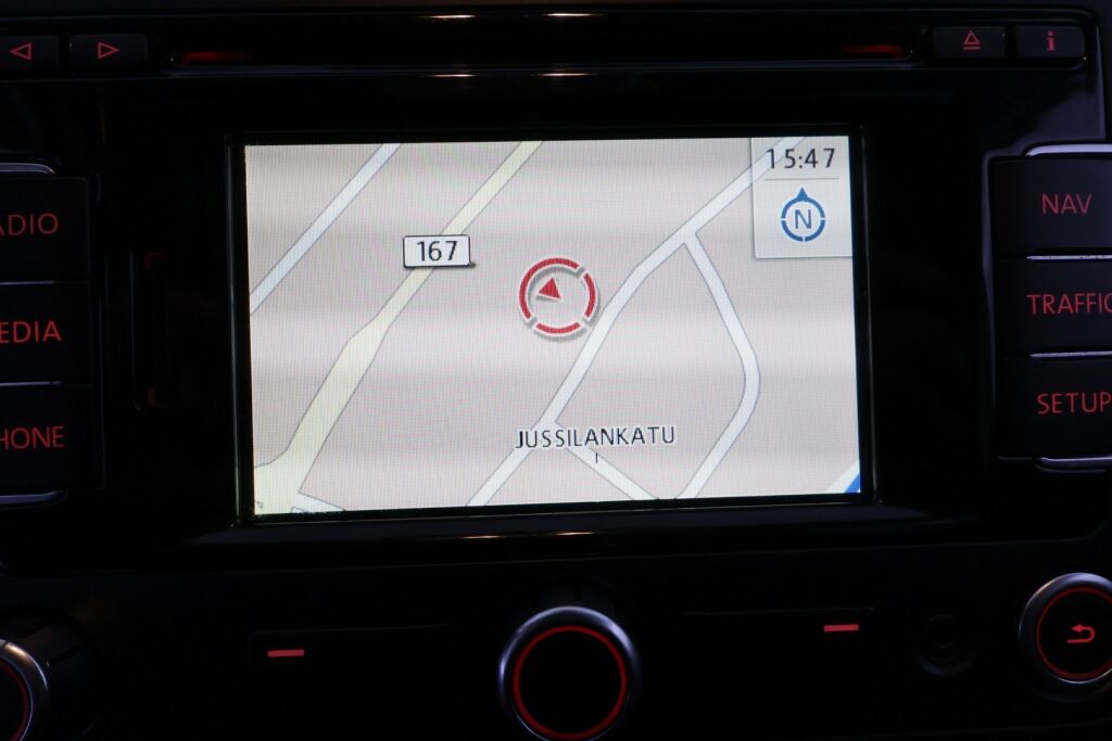 Volkswagen Touran 2011 Musta