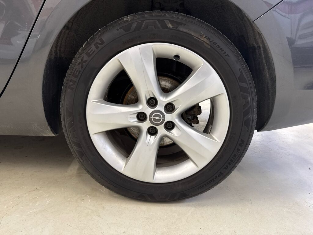 Opel Astra 2012 Harmaa