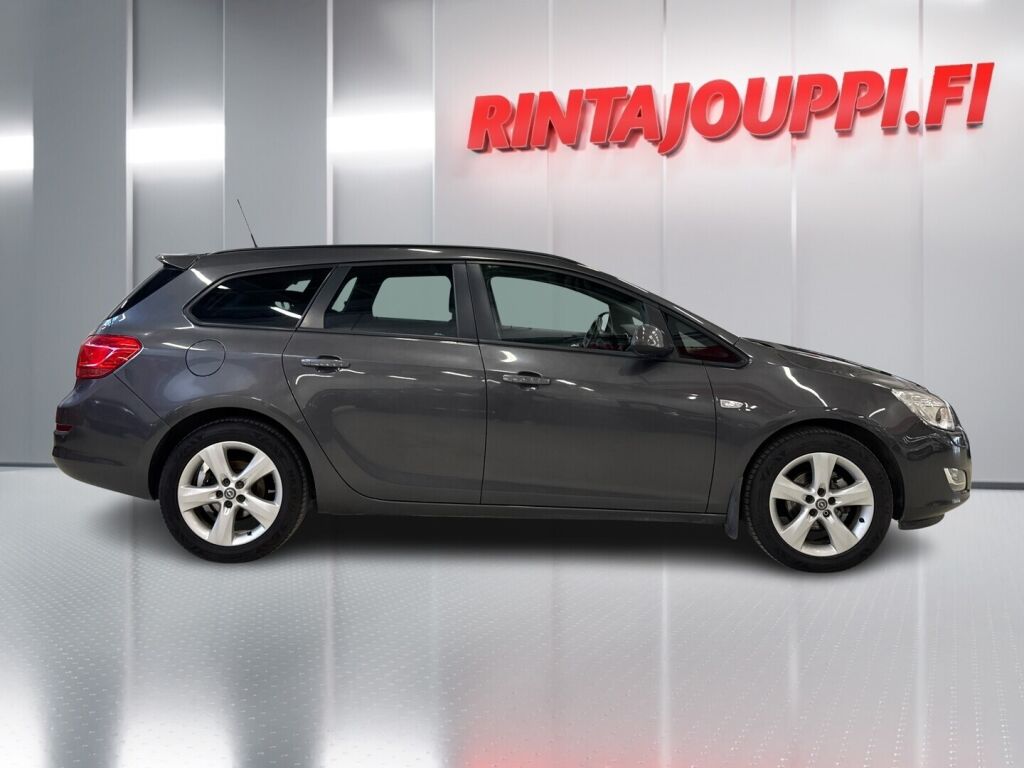 Opel Astra 2012 Harmaa
