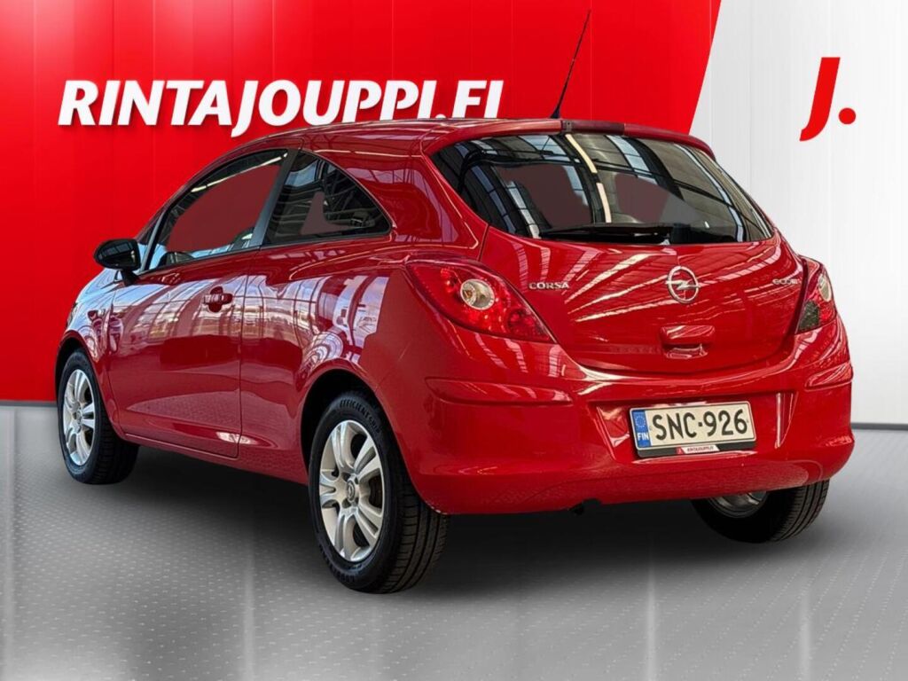 Opel Corsa 2012 Punainen