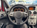 Opel Corsa 2012 Punainen
