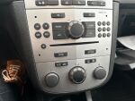 Opel Corsa 2012 Punainen