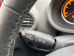 Opel Corsa 2012 Punainen