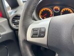 Opel Corsa 2012 Punainen