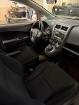 Toyota Verso-S 2012 Punainen