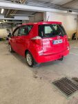 Toyota Verso-S 2012 Punainen
