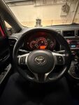 Toyota Verso-S 2012 Punainen
