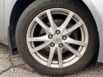Toyota Avensis 2012 Harmaa