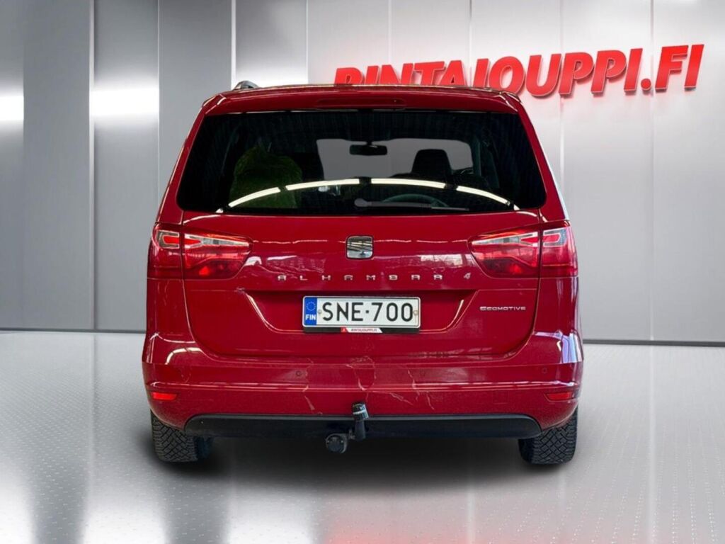Seat Alhambra 2012 Punainen