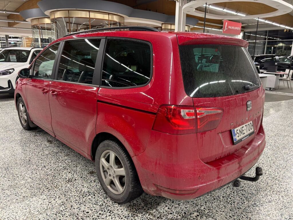 Seat Alhambra 2012 Punainen
