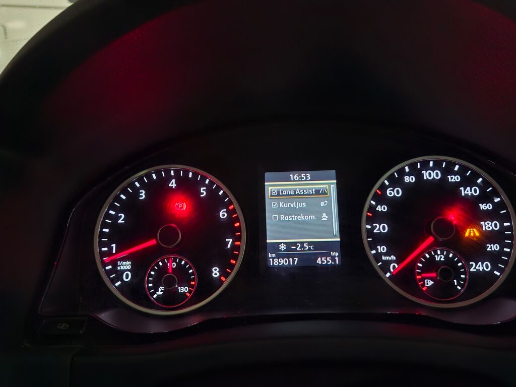 Volkswagen Tiguan 2013 Ruskea (beige)