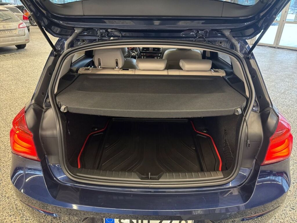 BMW 120 2016 Sininen