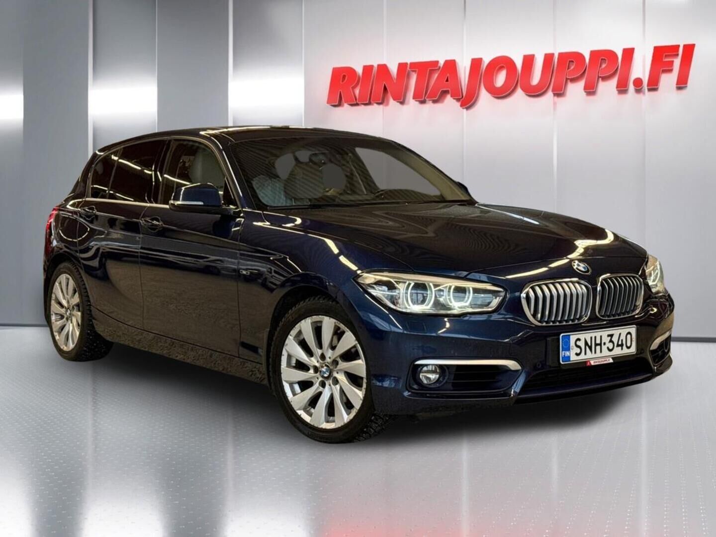 BMW 120
