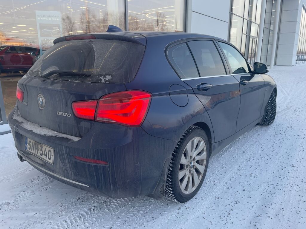BMW 120 2016 Sininen