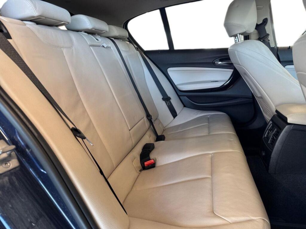 BMW 120 2016 Sininen