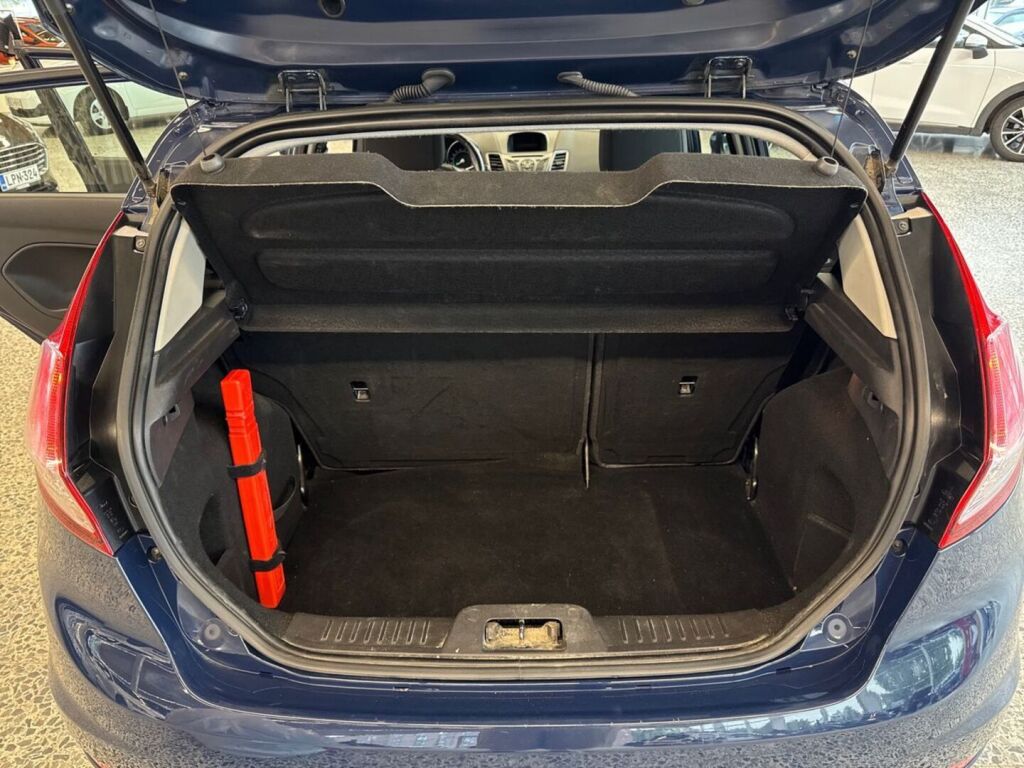 Ford Fiesta 2015 Sininen