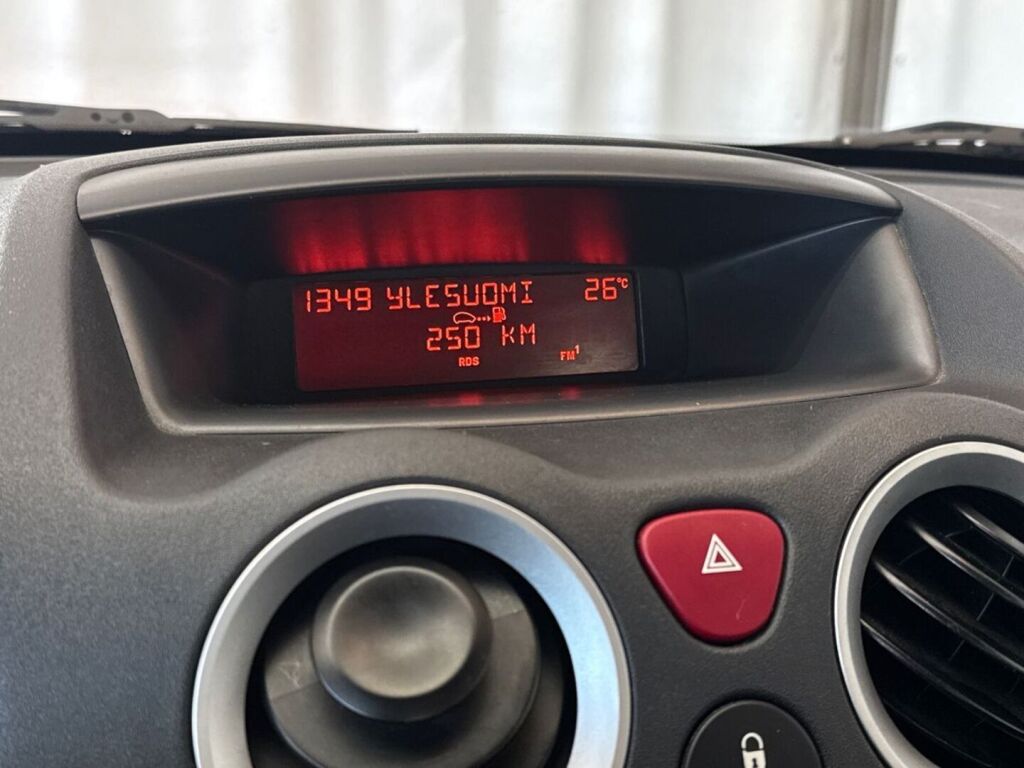 Citroen C3 2006 Punainen