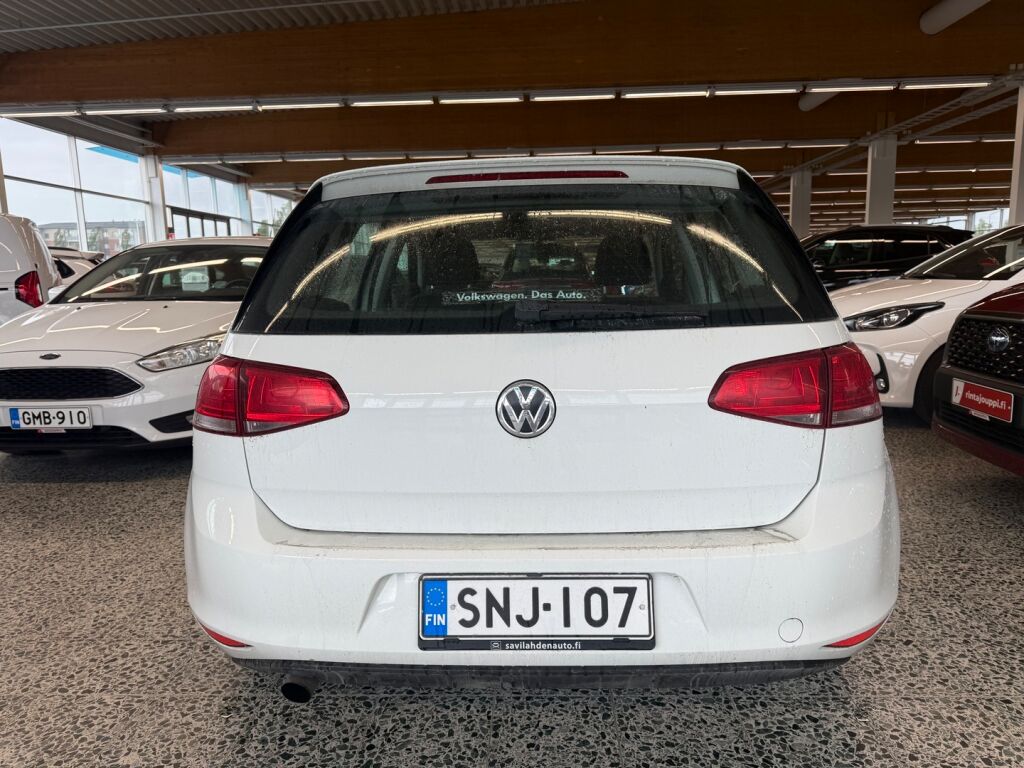 Volkswagen Golf 2015 Valkoinen