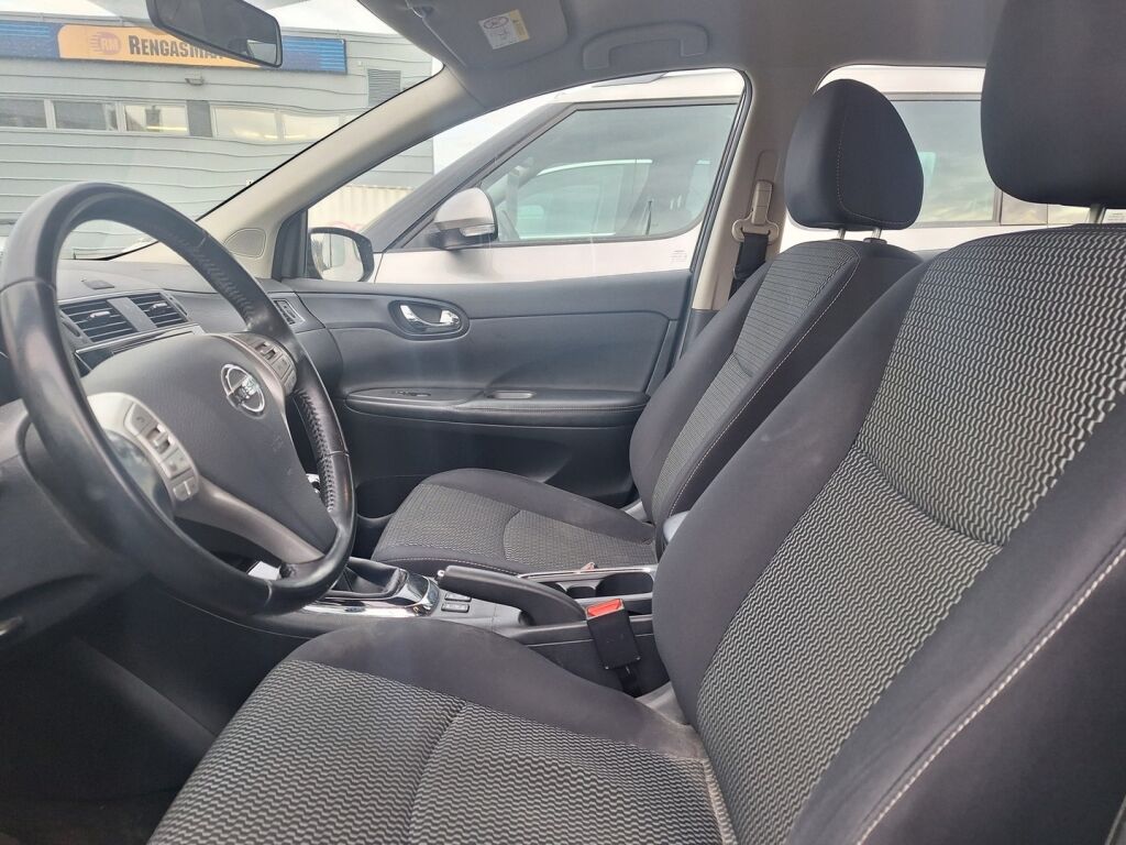 Nissan Pulsar 2015 Ruskea (beige)