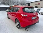 Nissan Pulsar 2016 Punainen