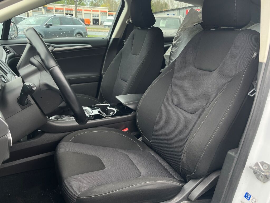 Ford Mondeo 2016 Valkoinen