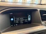 Volvo V60 Cross Country 2015 Punainen