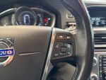 Volvo V60 Cross Country 2015 Punainen